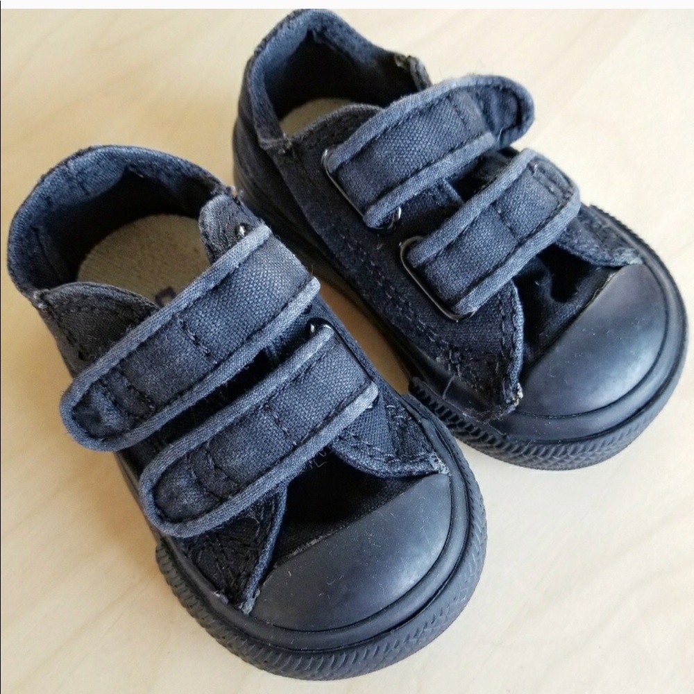 Baby converse
